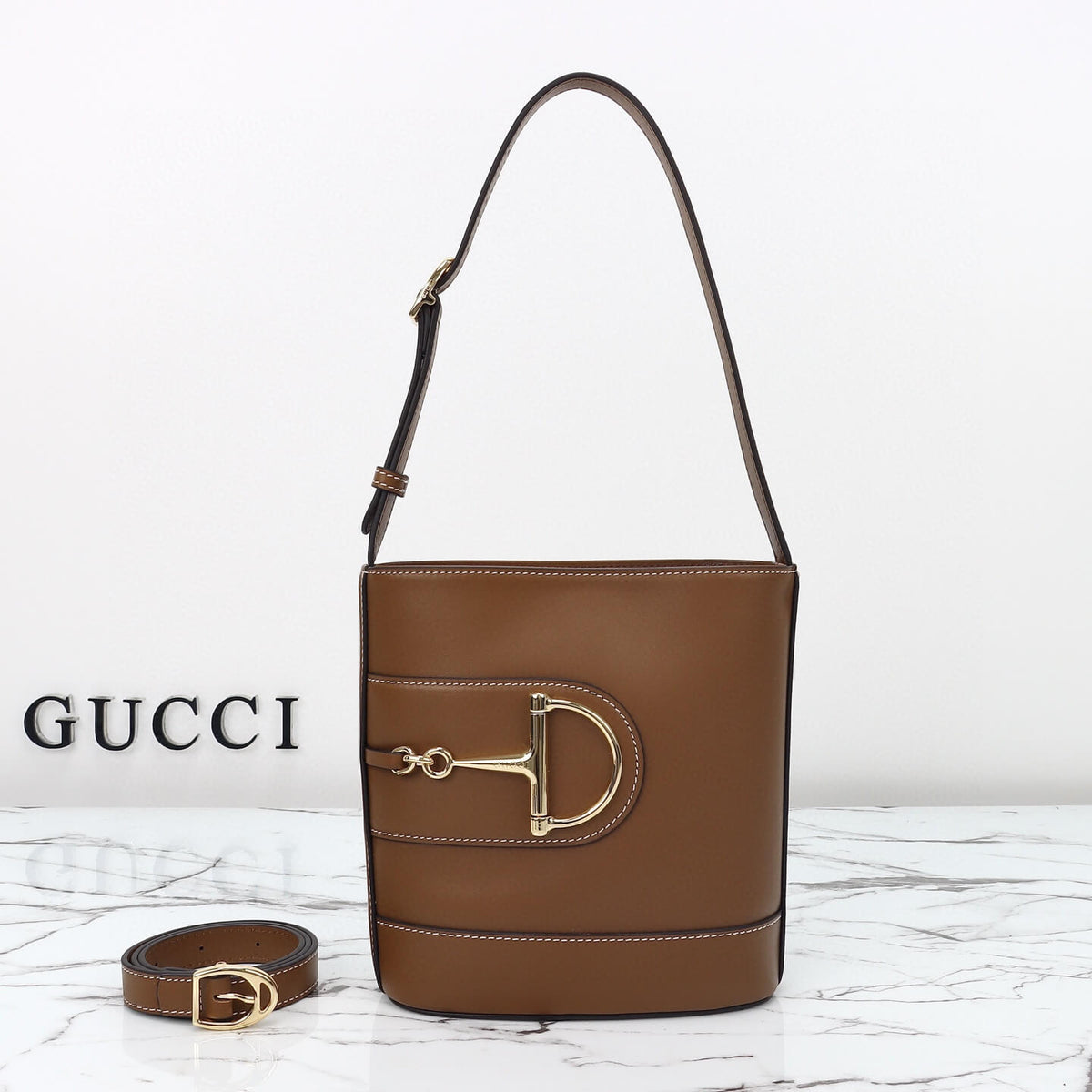 Gucci 73 mini bucket