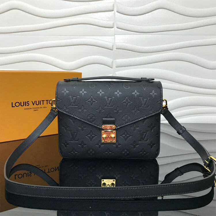 Louis Vuitton Pochette Métis