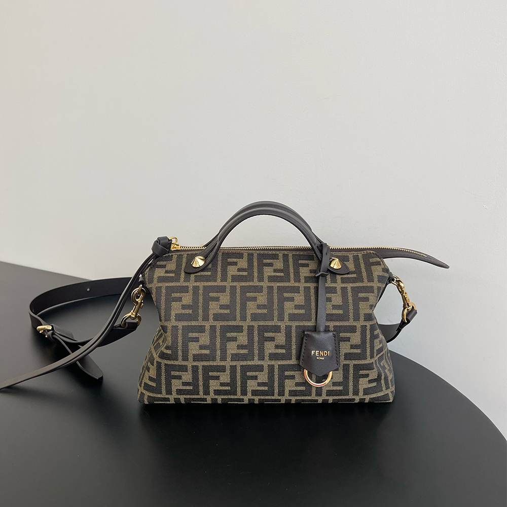 Fendi By The Way Selleria Medium