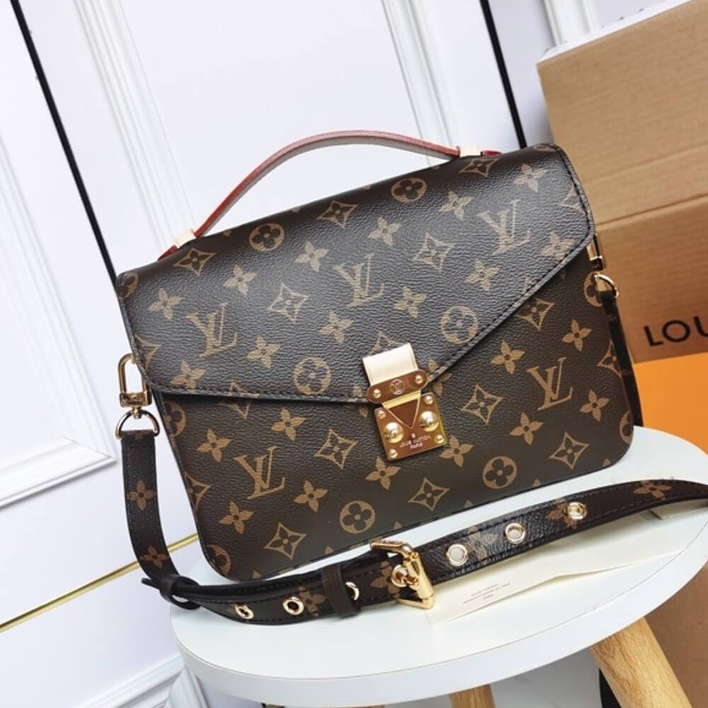 Louis Vuitton Pochette Métis