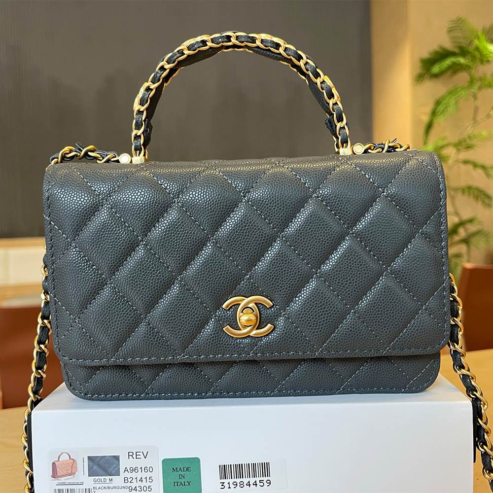 Chanel Wallet On Chain