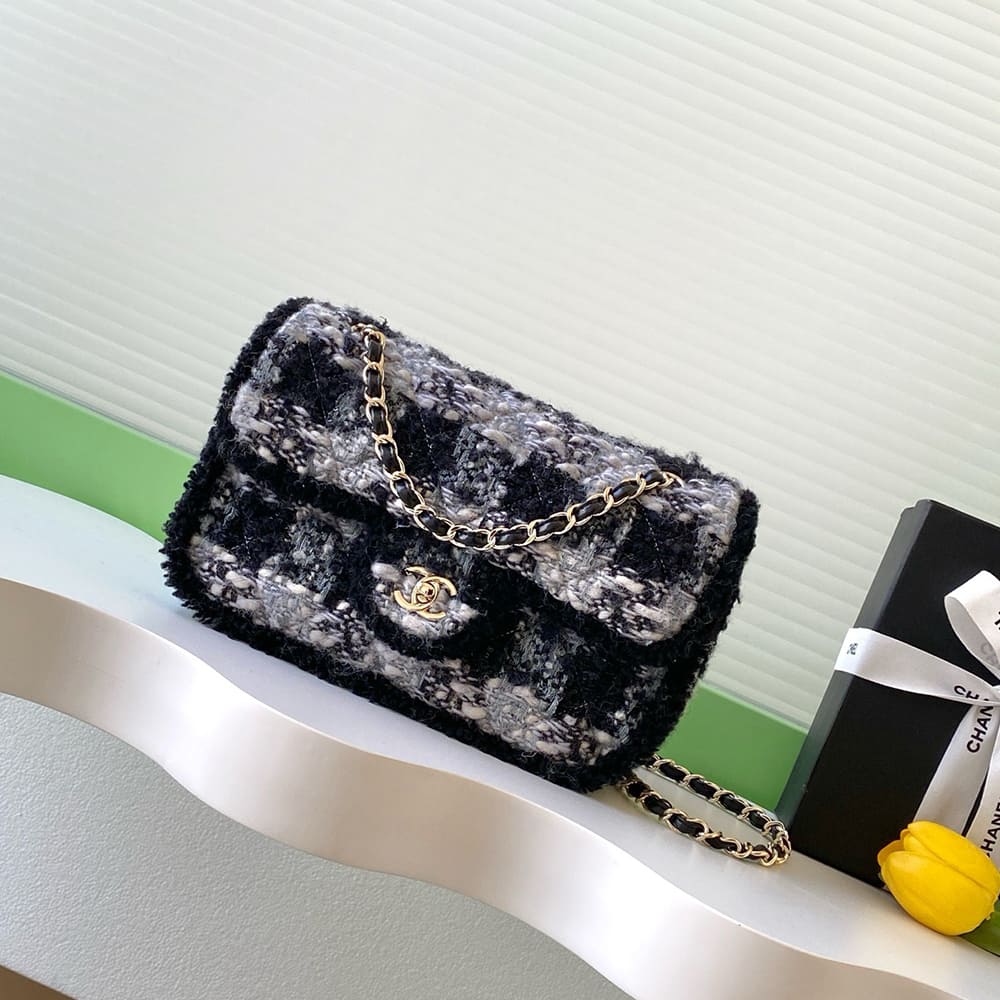 CHANEL LARGE FLAP BAG(HIGH-END GRADE)