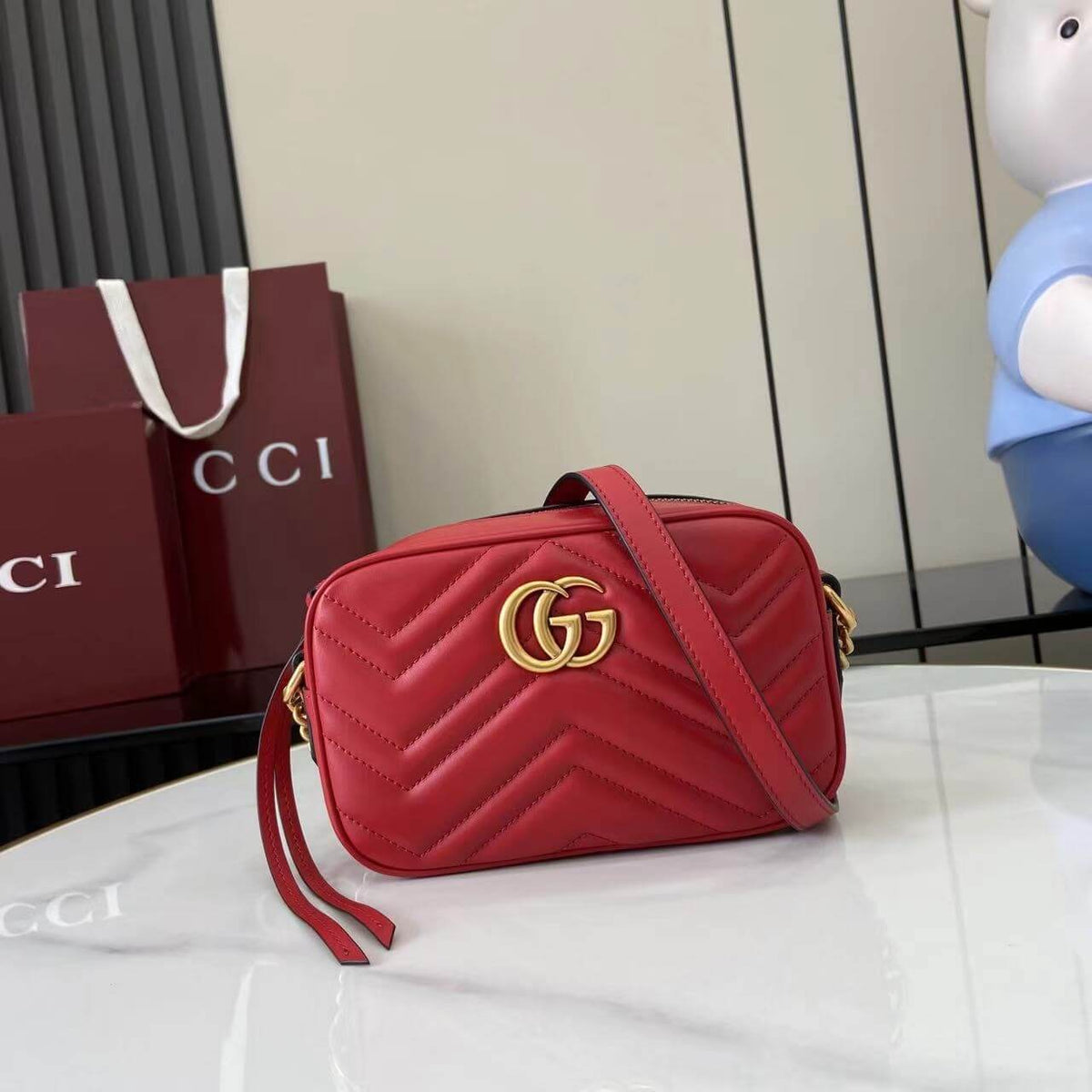 Gucci Marmont Mini Camera