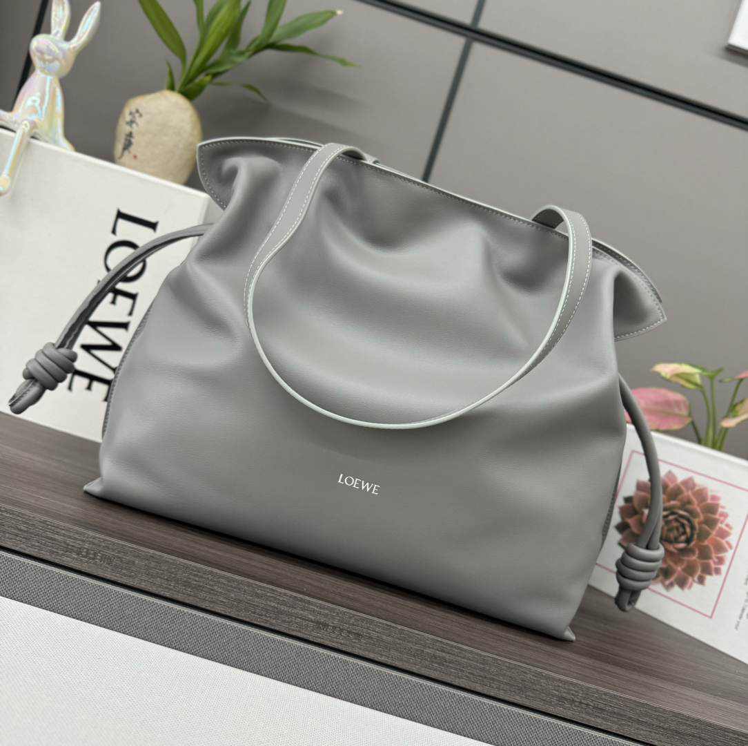 Loewe Large Flamenco