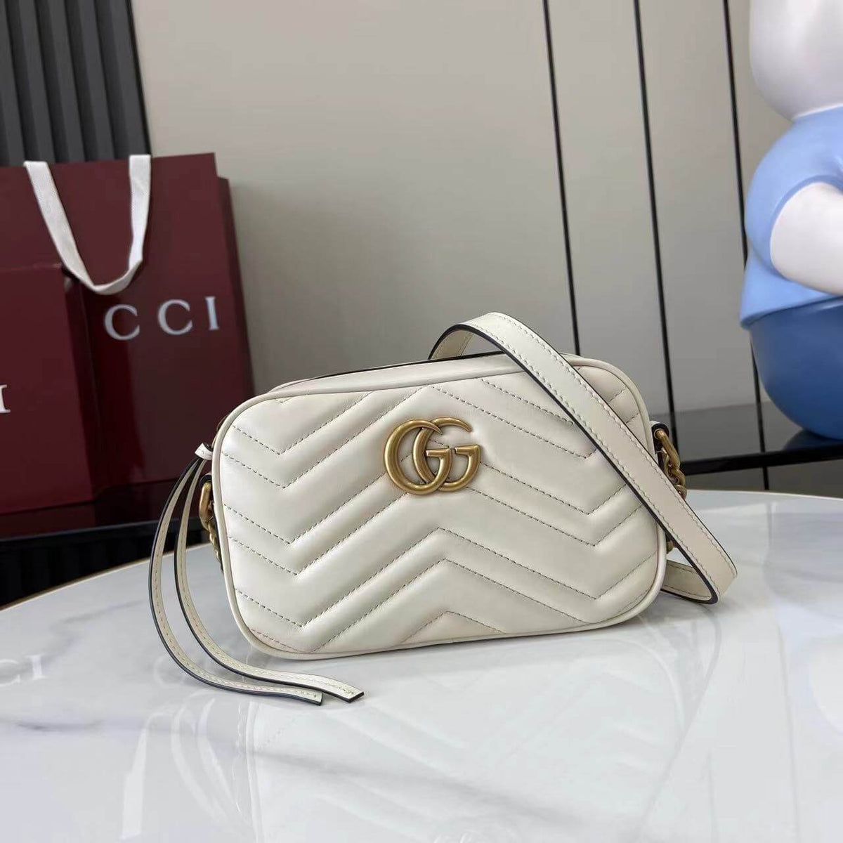 Gucci Marmont Mini Camera