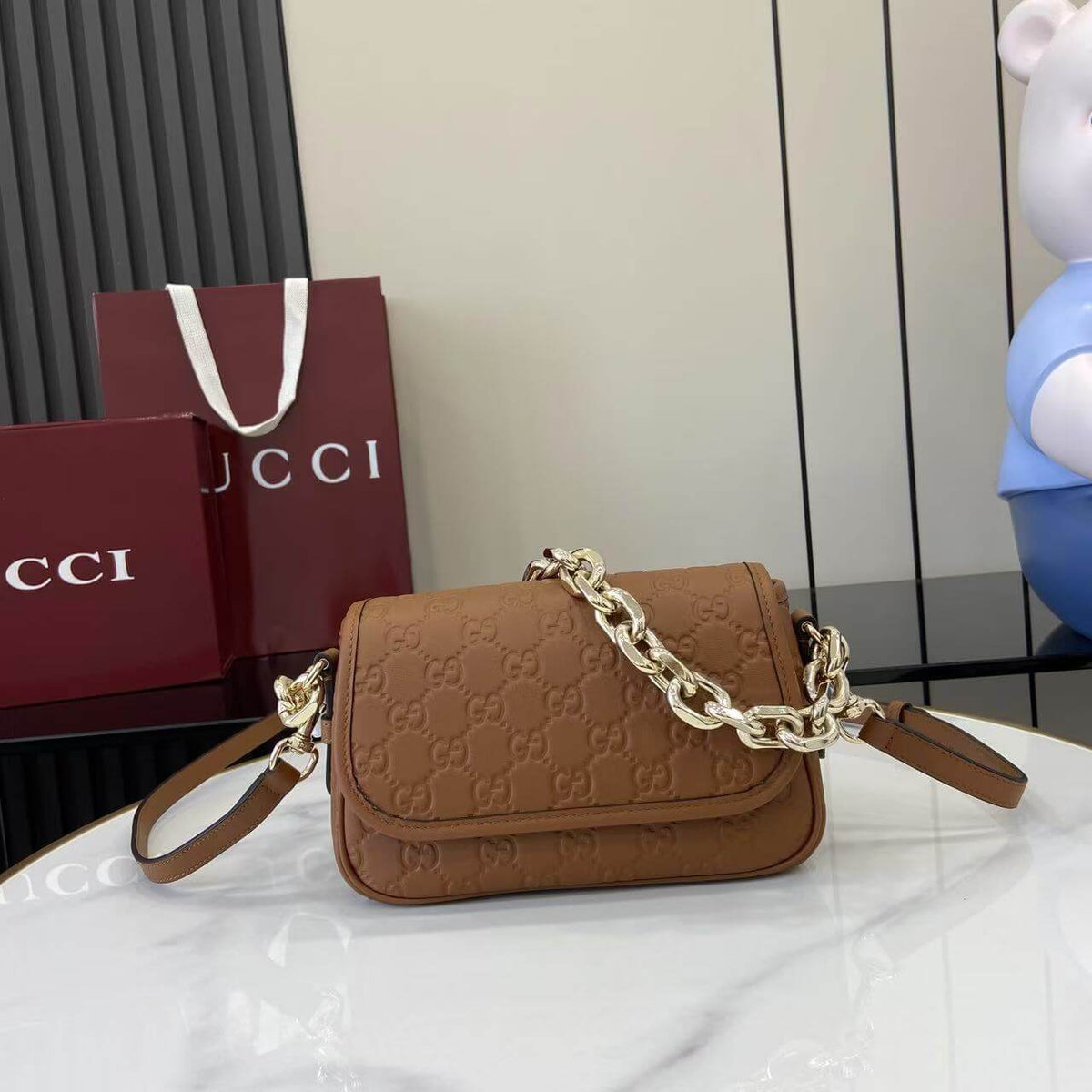 Gucci Emblem Small