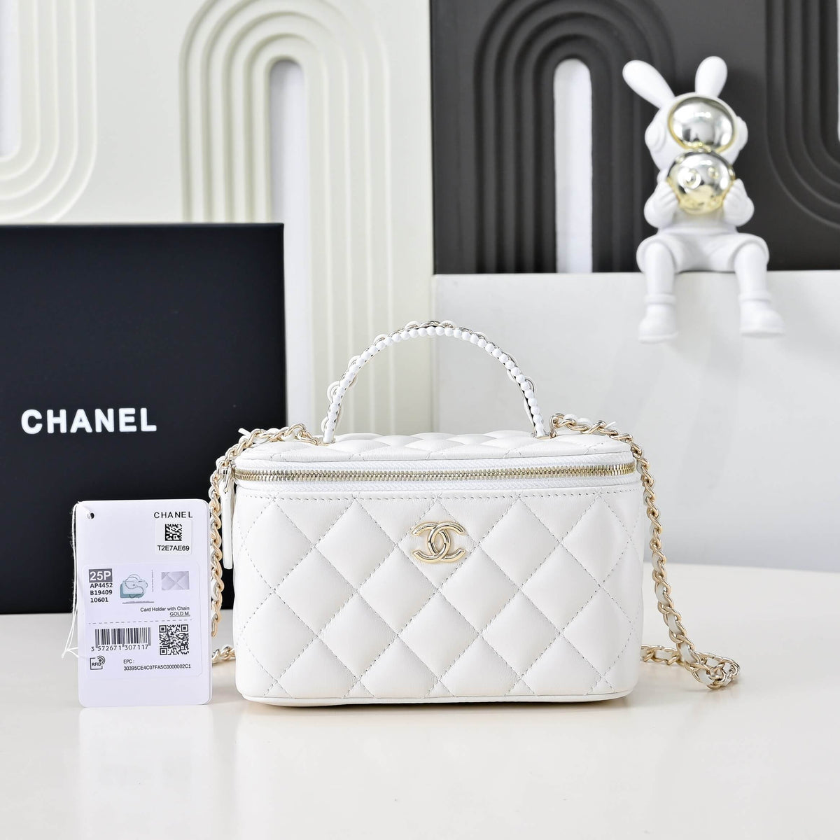 Chanel Long Vanity