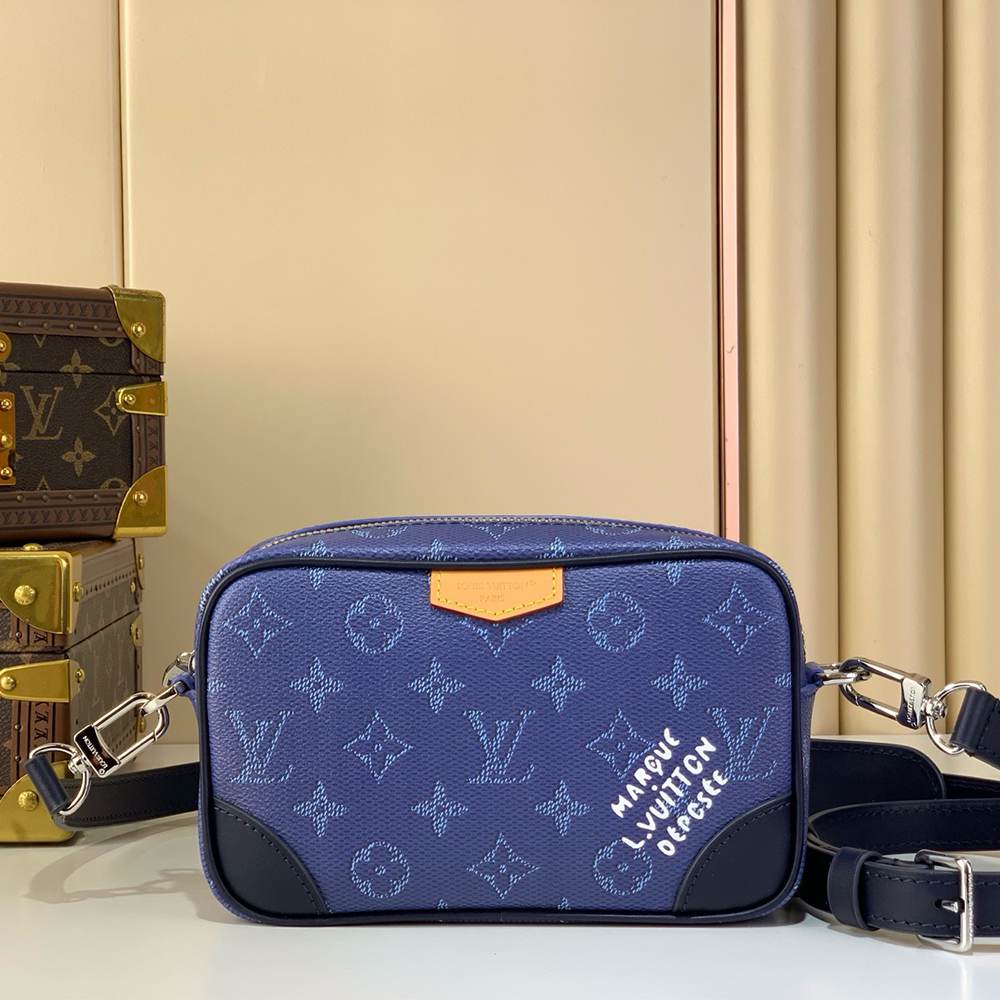 Louis Vuitton Trocadéro Wearable Wallet