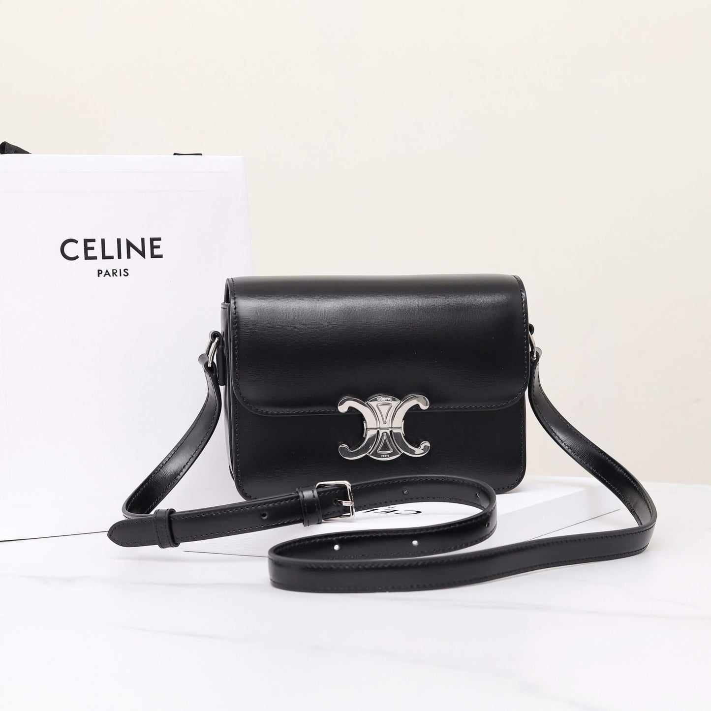 CELINE TEEN TRIOMPHE handbag(HIGH-END GRADE)