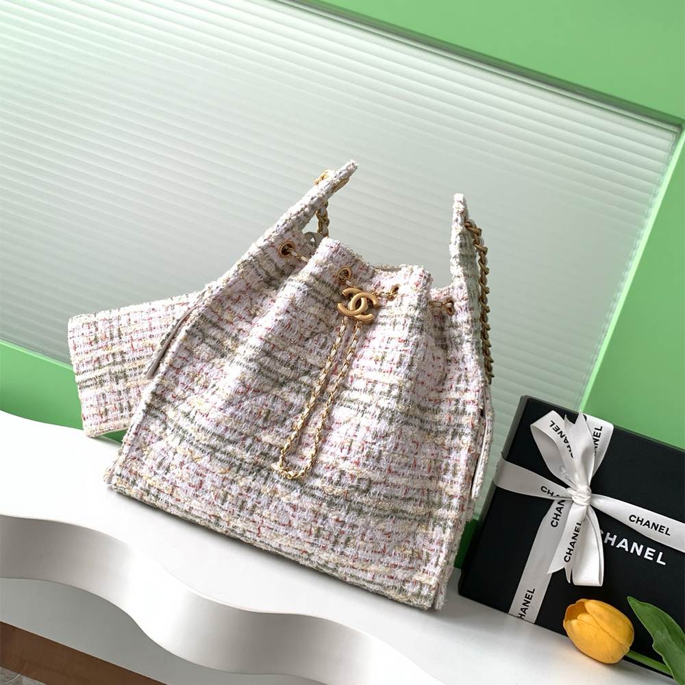 Chanel 25 Medium
