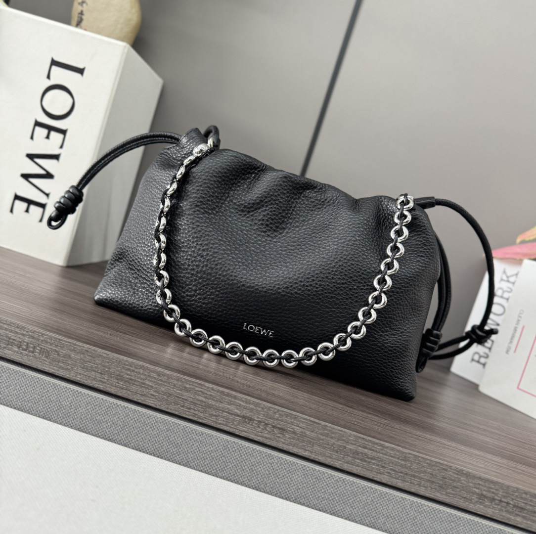 LOEWE Medium Flamenco purse in fine grained calfskin(HIGH-END GRADE)