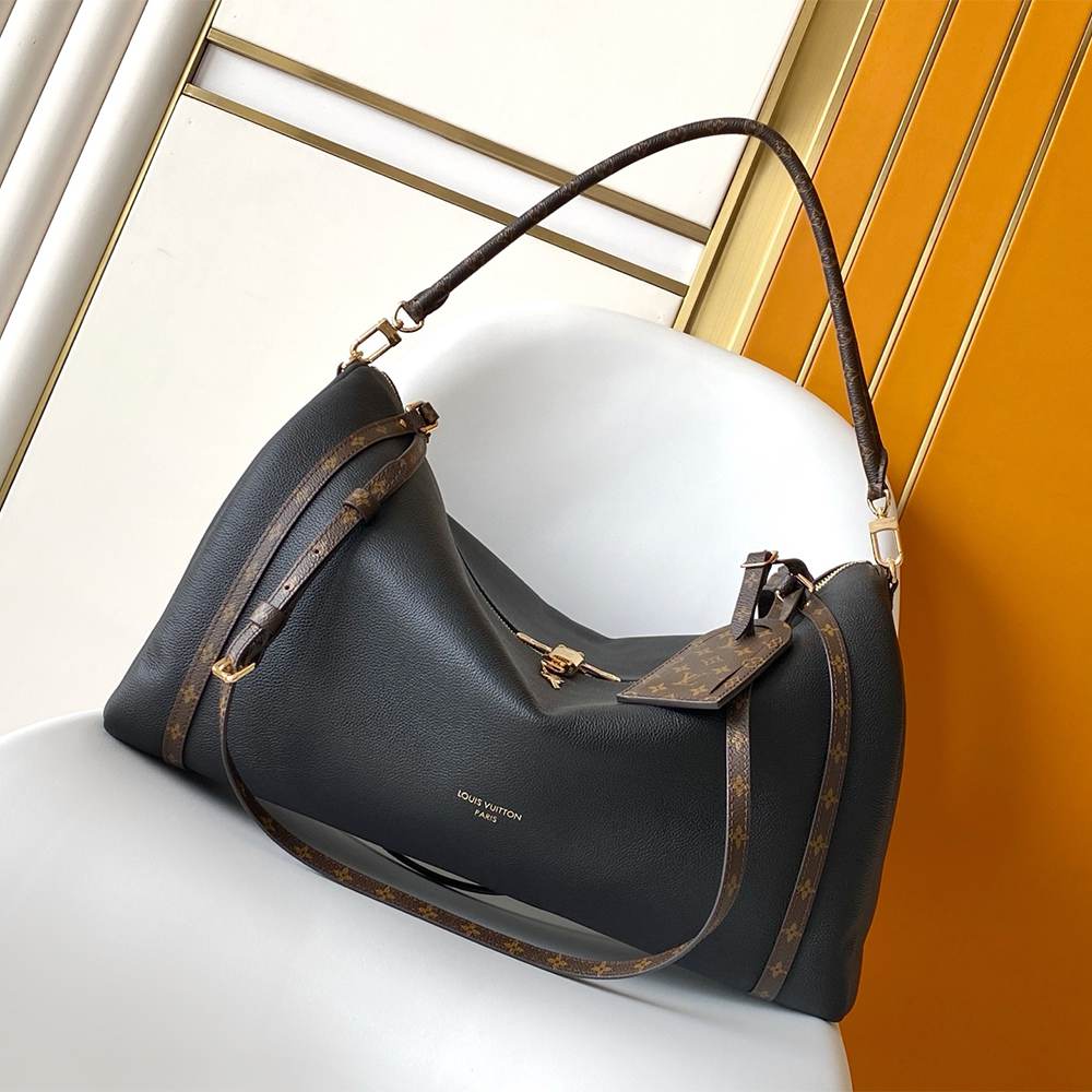 Louis Vuitton Express GM