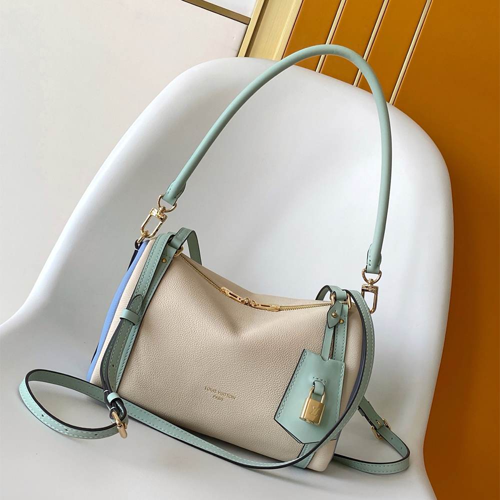 Louis Vuitton Express PM