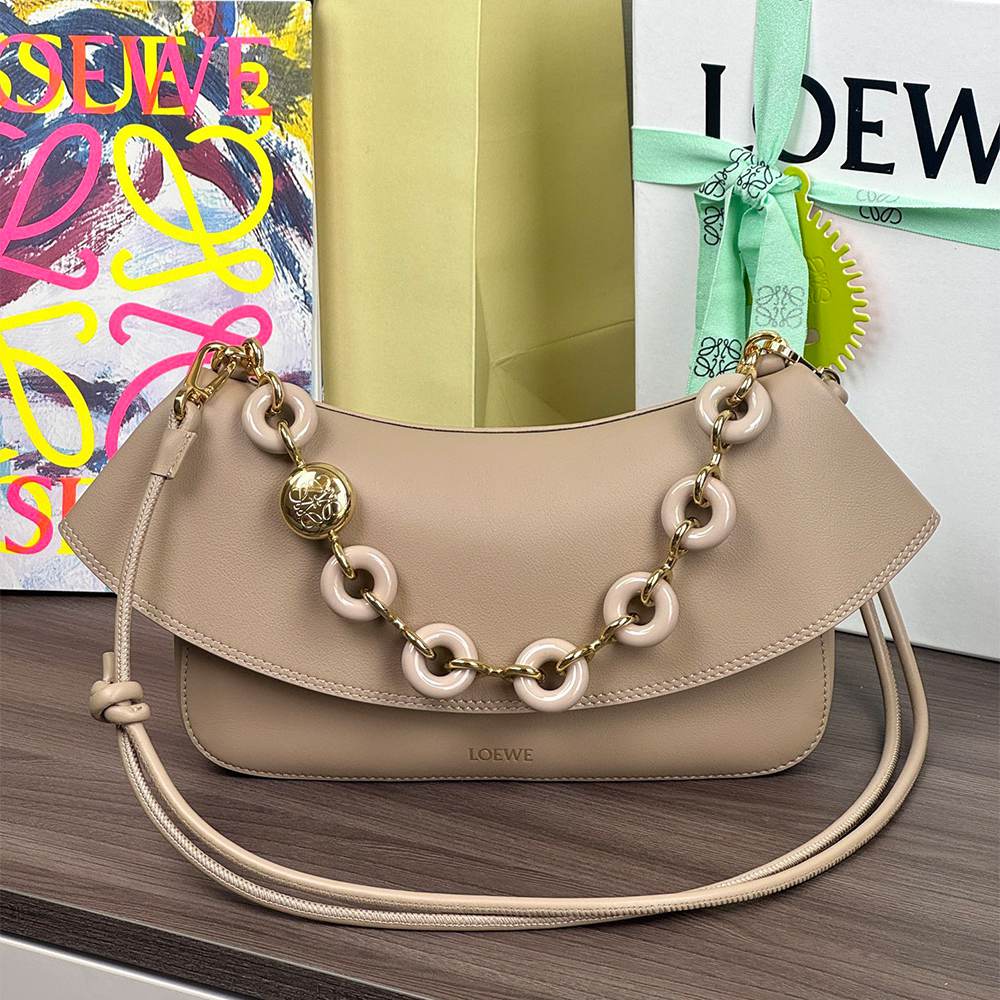 Loewe Medium Ola bag