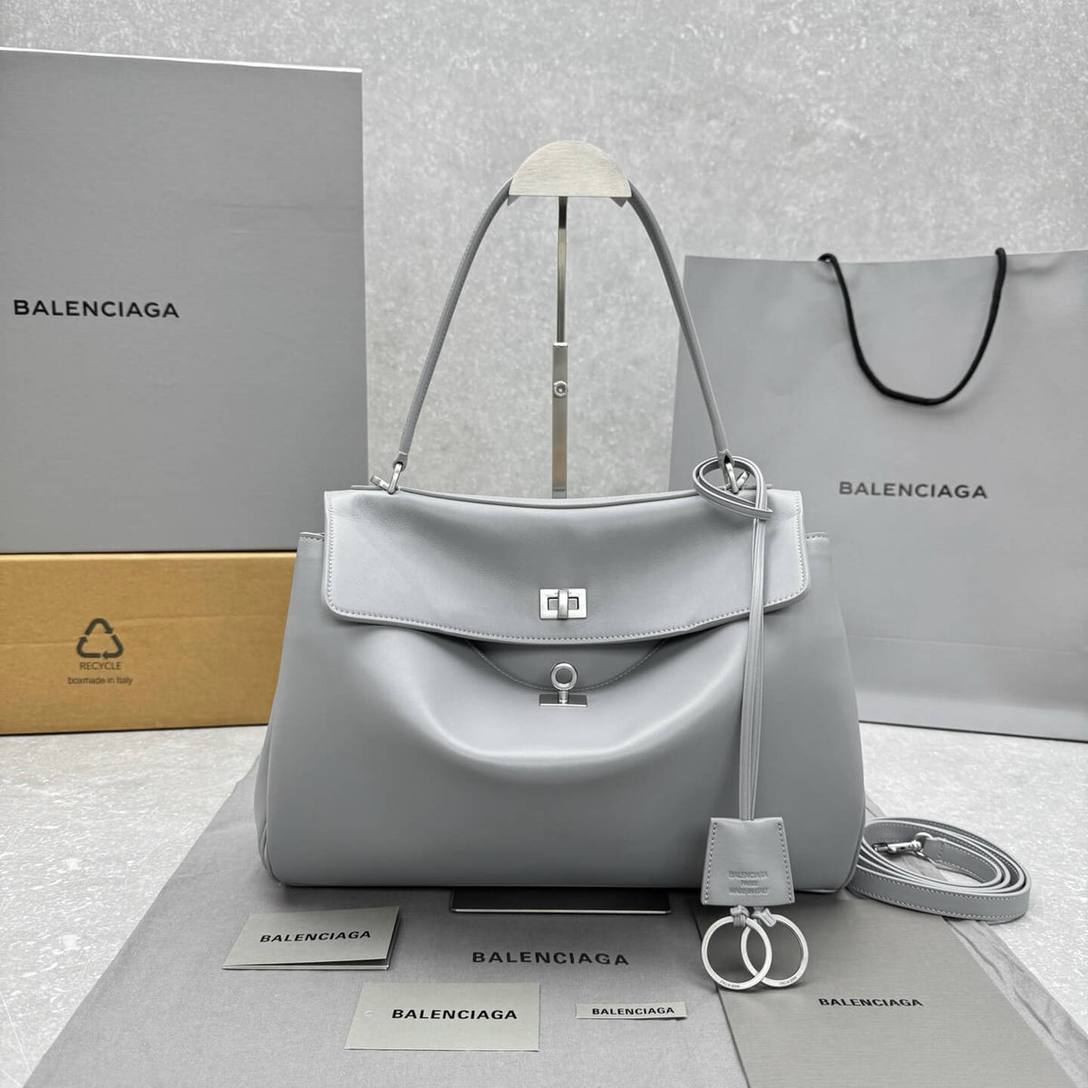 Balenciaga Rodeo Medium