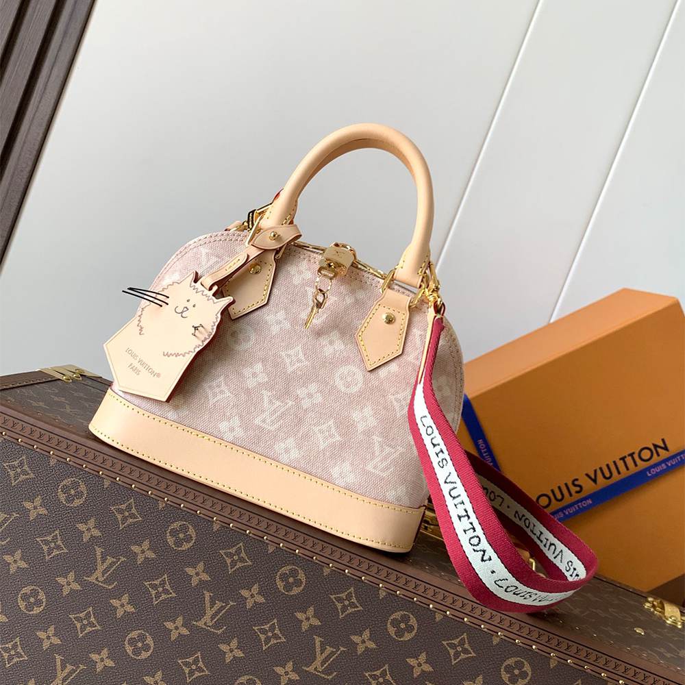 Louis Vuitton Alma BB