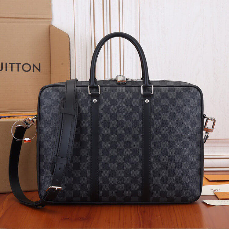 Louis Vuitton Voyage PM