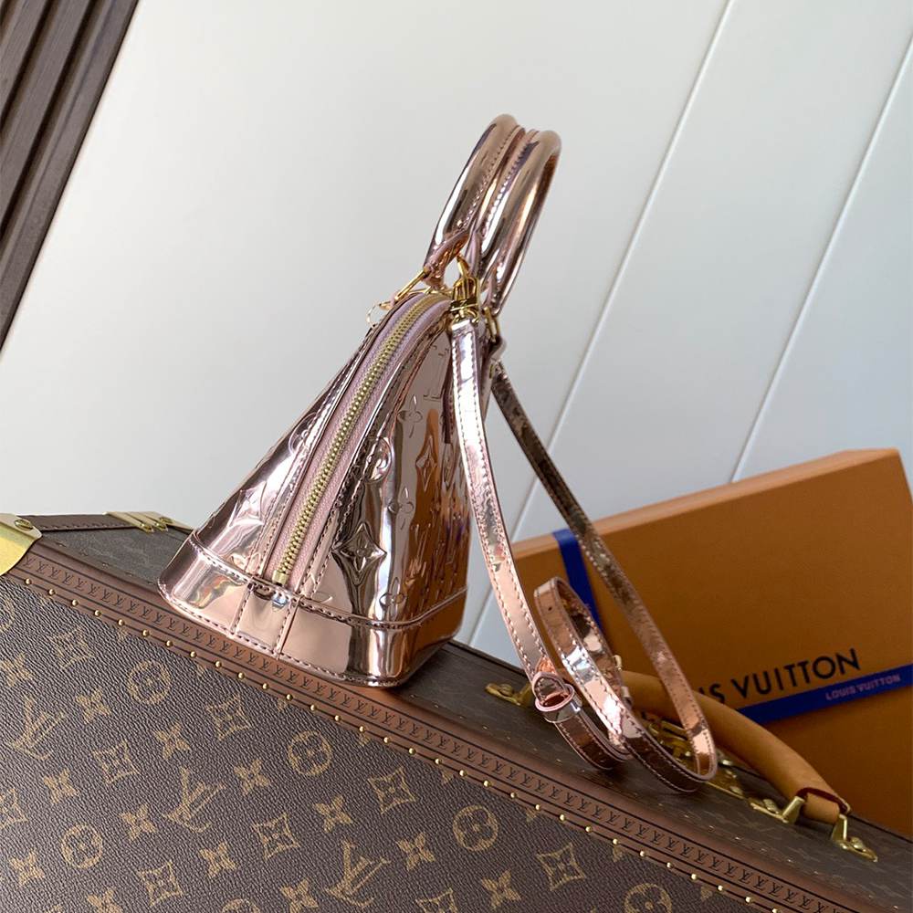 Louis Vuitton Alma BB