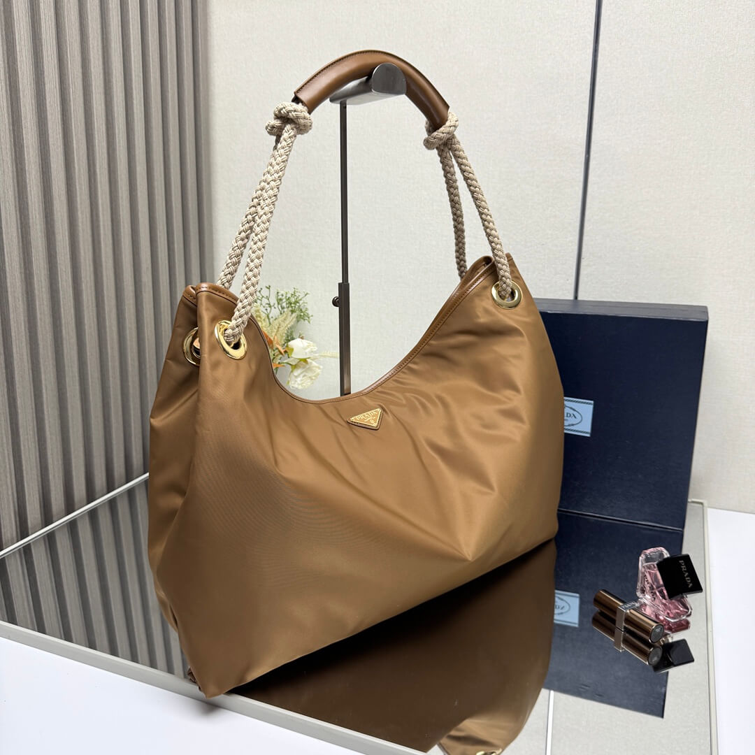 Prada Mariner large Re-Nylon