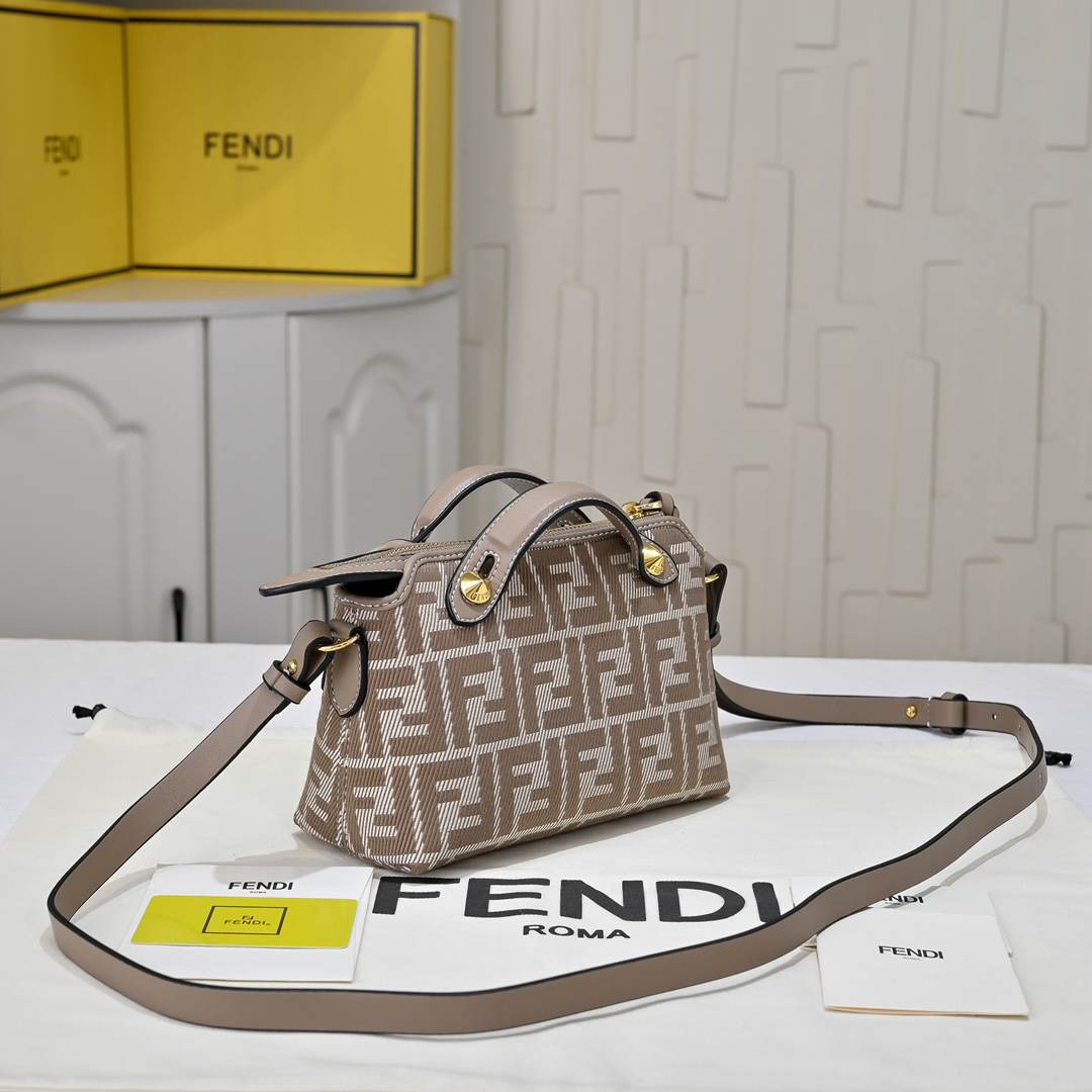Fendi By The Way Soft Mini