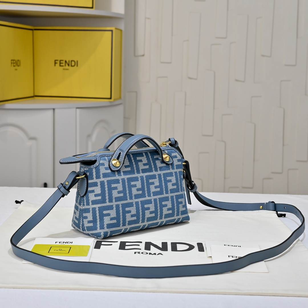 Fendi By The Way Soft Mini