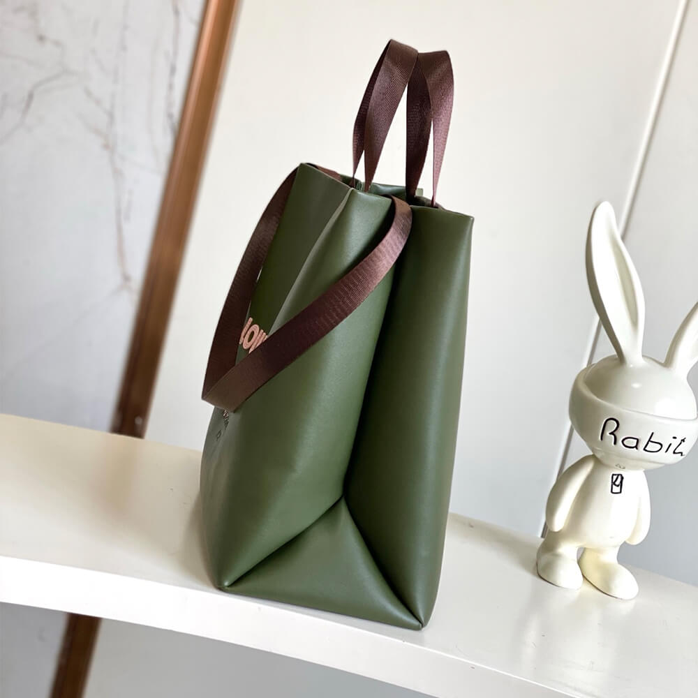 Louis Vuitton Shopper Tote MM