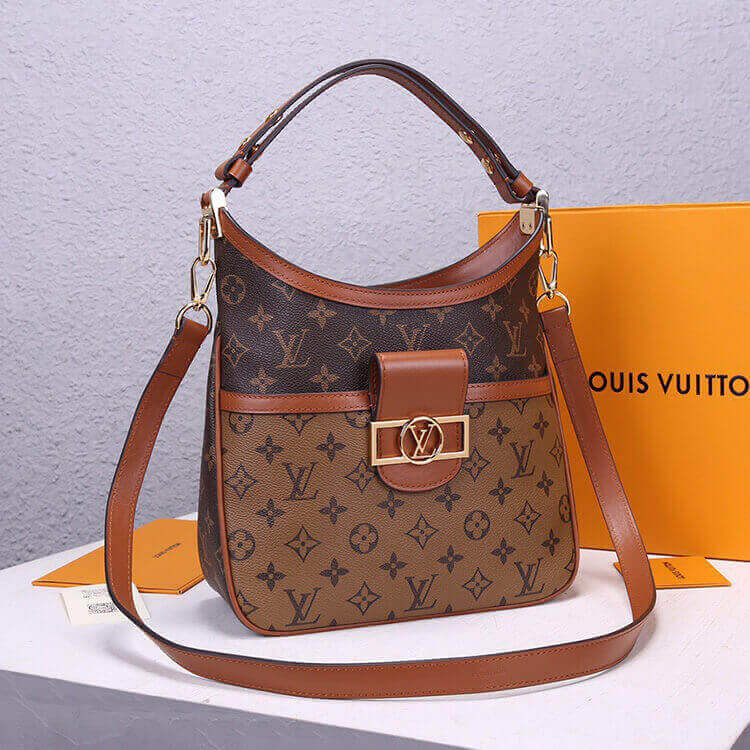 Louis Vuitton Hobo Dauphine PM
