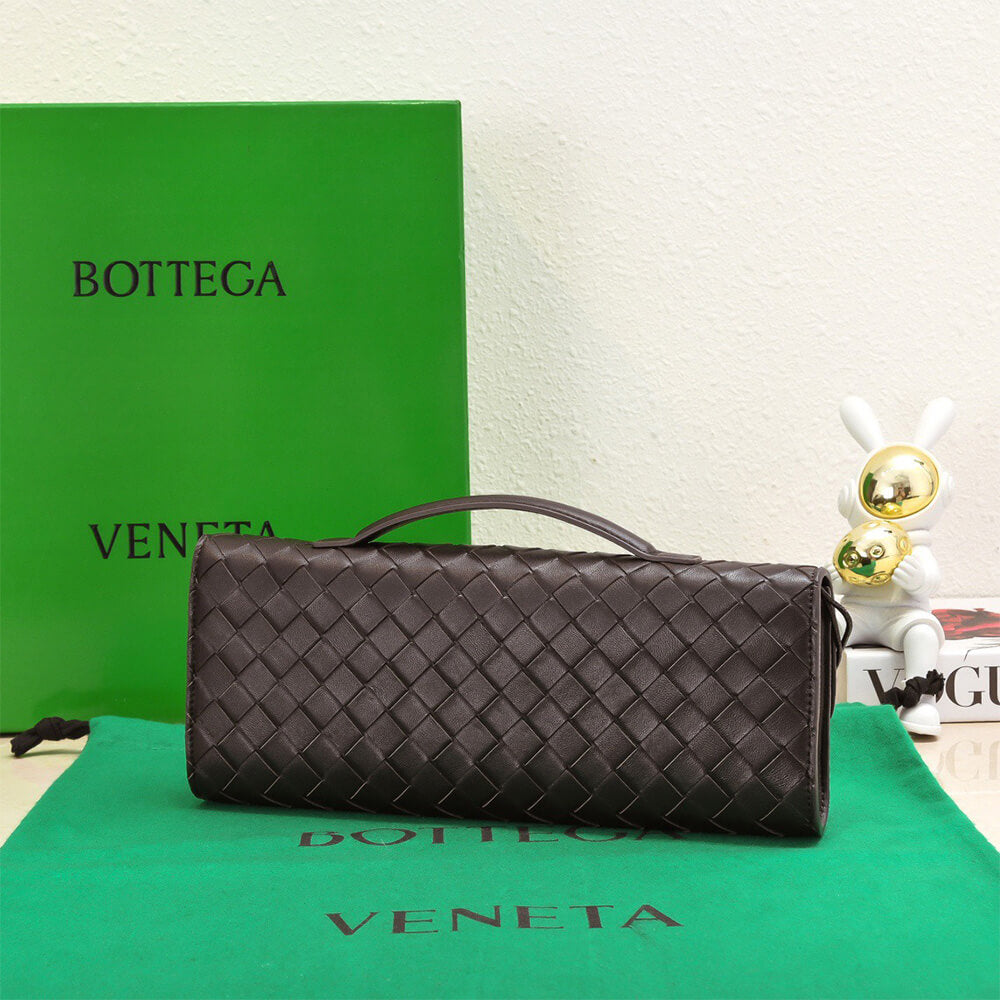 Bottega Veneta Andiamo Clutch