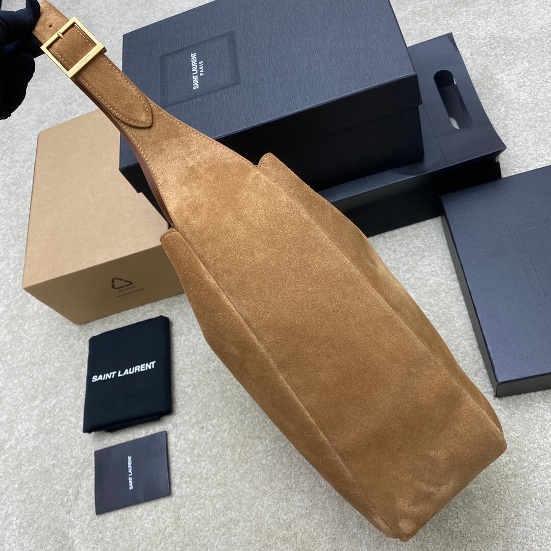 Ysl Large Le 5 À 7 Suede