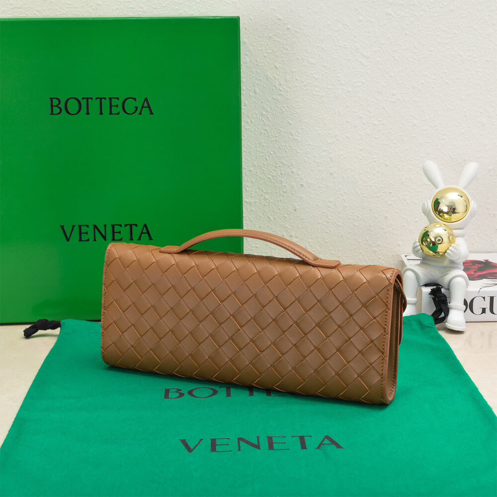 Bottega Veneta Andiamo Clutch