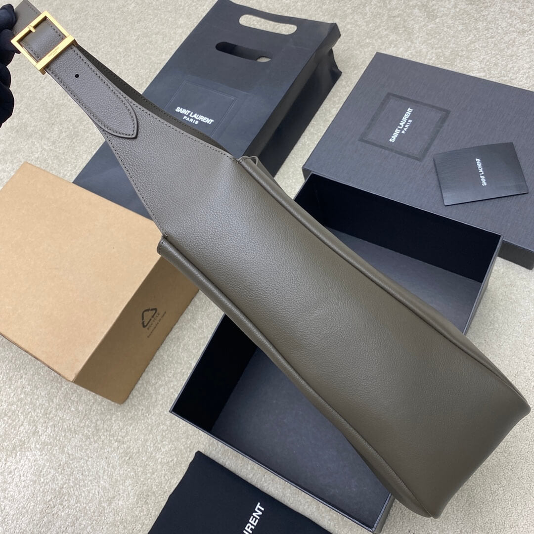 Ysl Le 5 À 7 Large