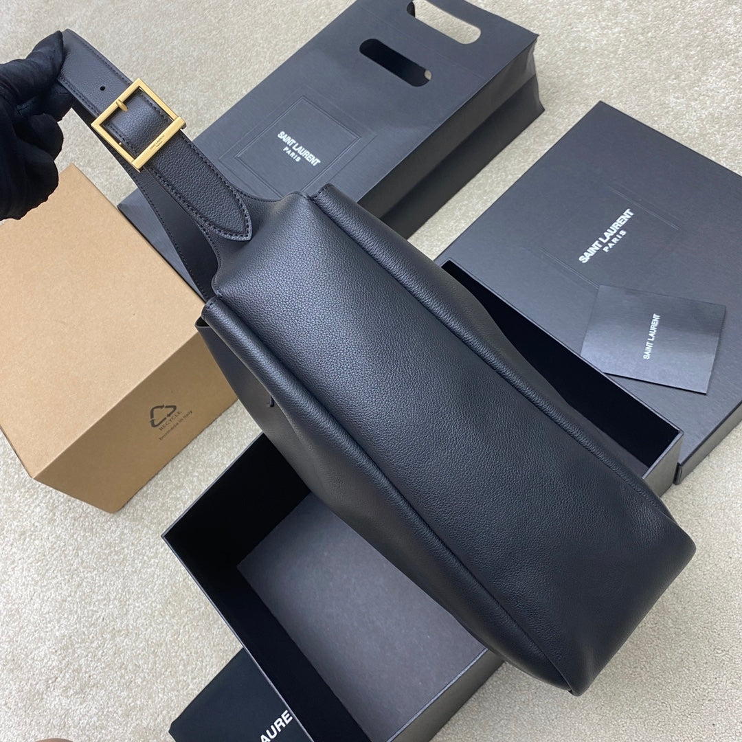 Ysl Le 5 À 7 Large