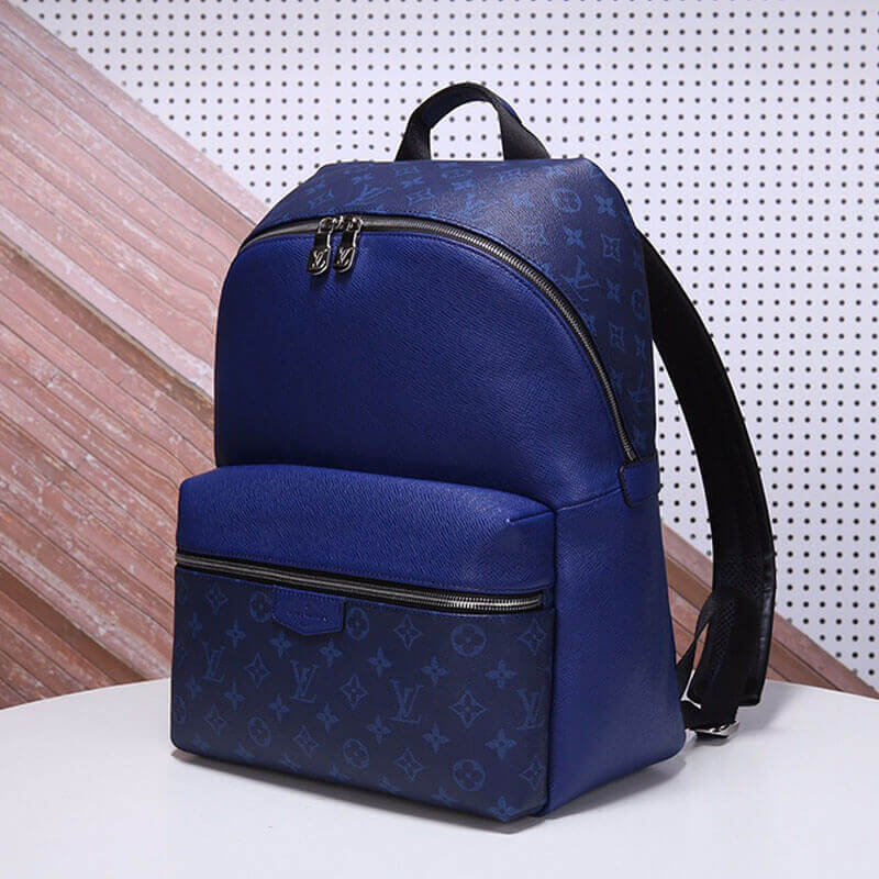Louis Vuitton Discovery PM