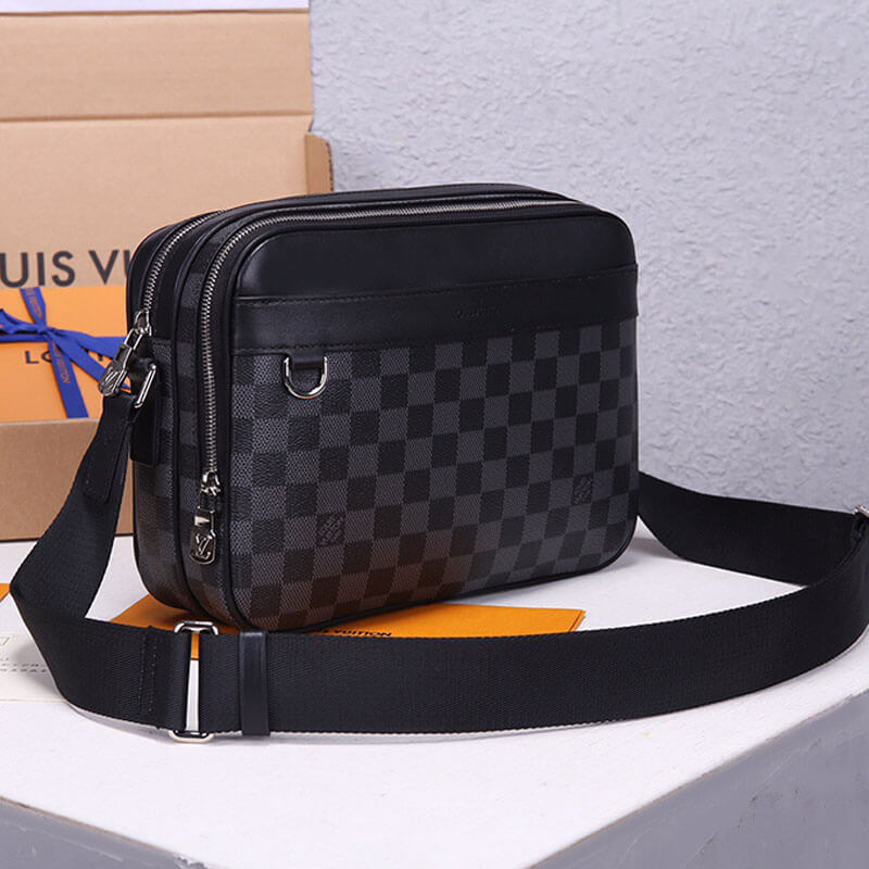 Louis Vuitton Trocadero Messenger