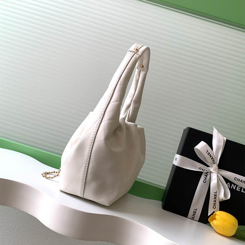 CHANEL Hobo Handbag(HIGH-END GRADE)
