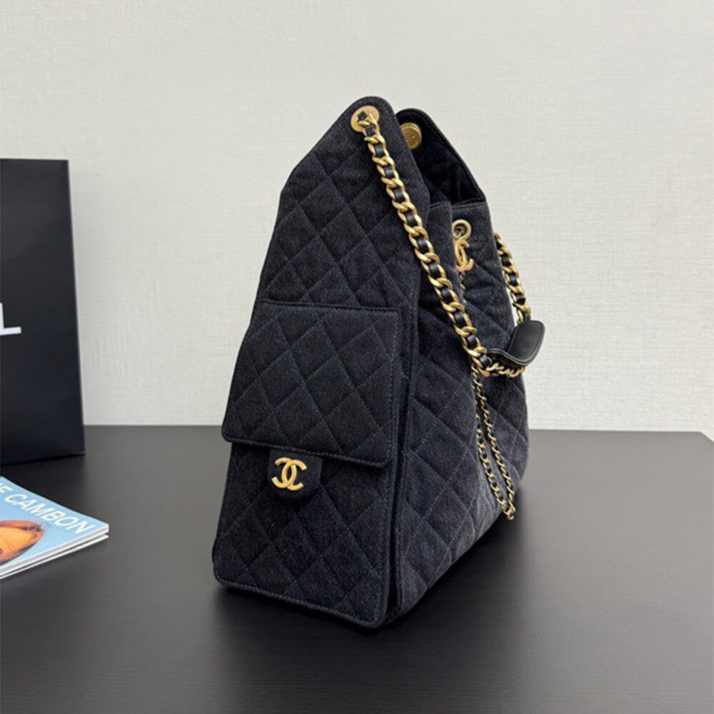 Chanel 25 Medium