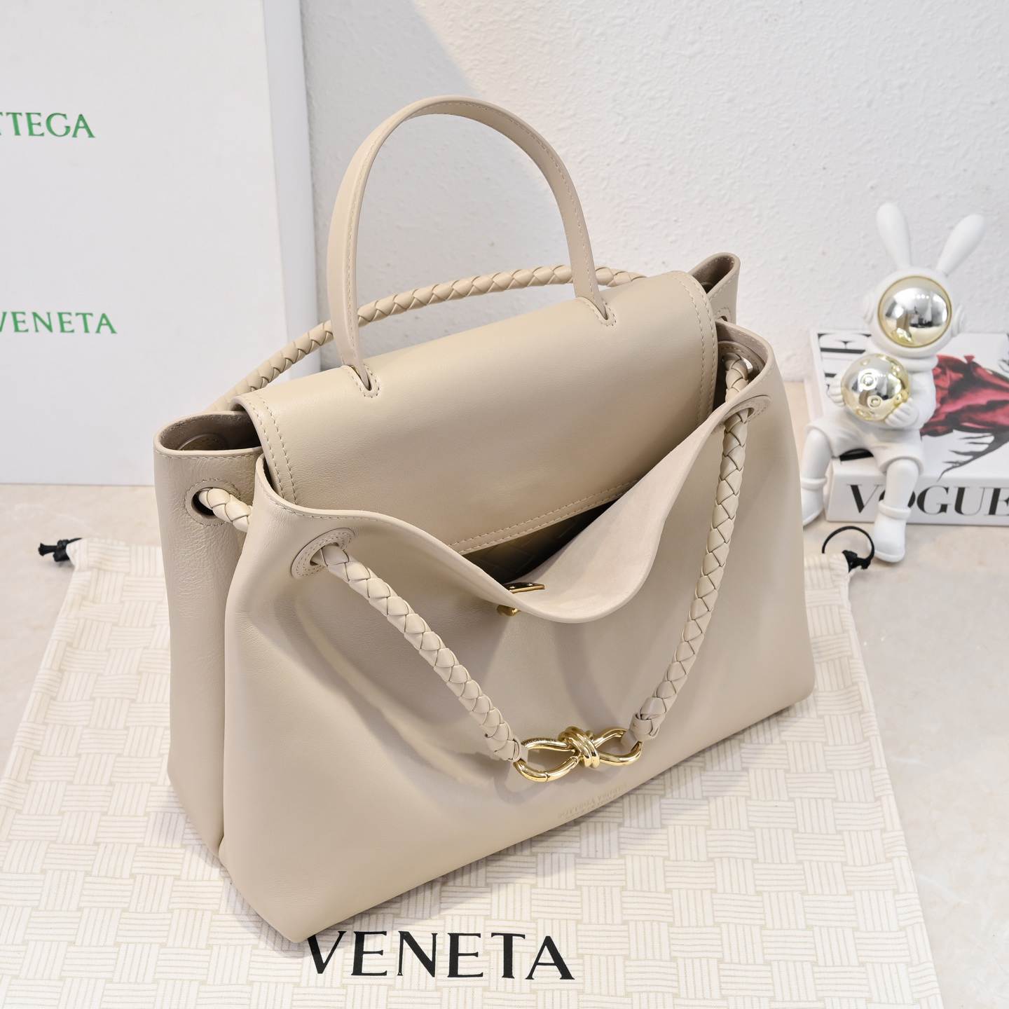 Bottega Veneta Medium Ciao Ciao(high-end grade)