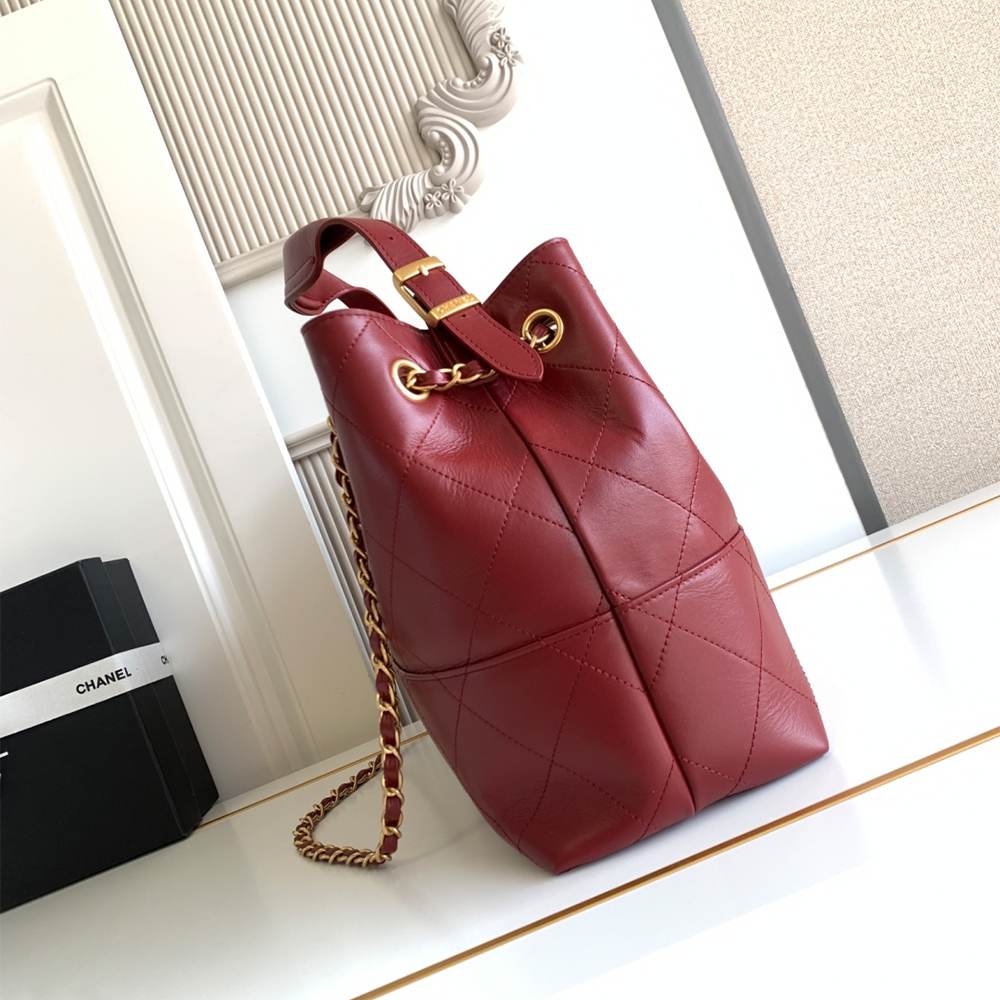 CHANEL Small Shopping Bag(high-end grade)