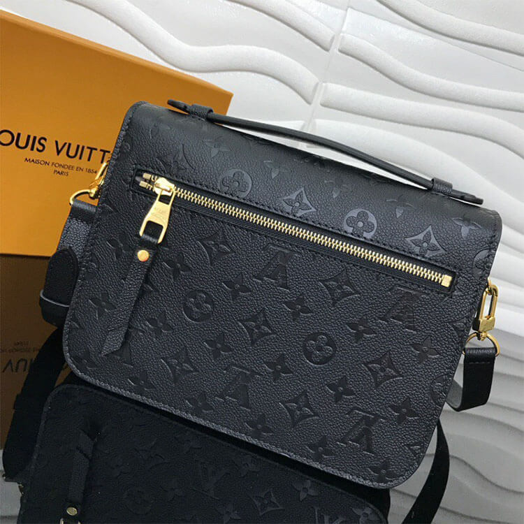 Louis Vuitton Pochette Métis