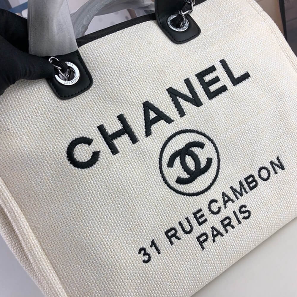 Chanel Deauville Large