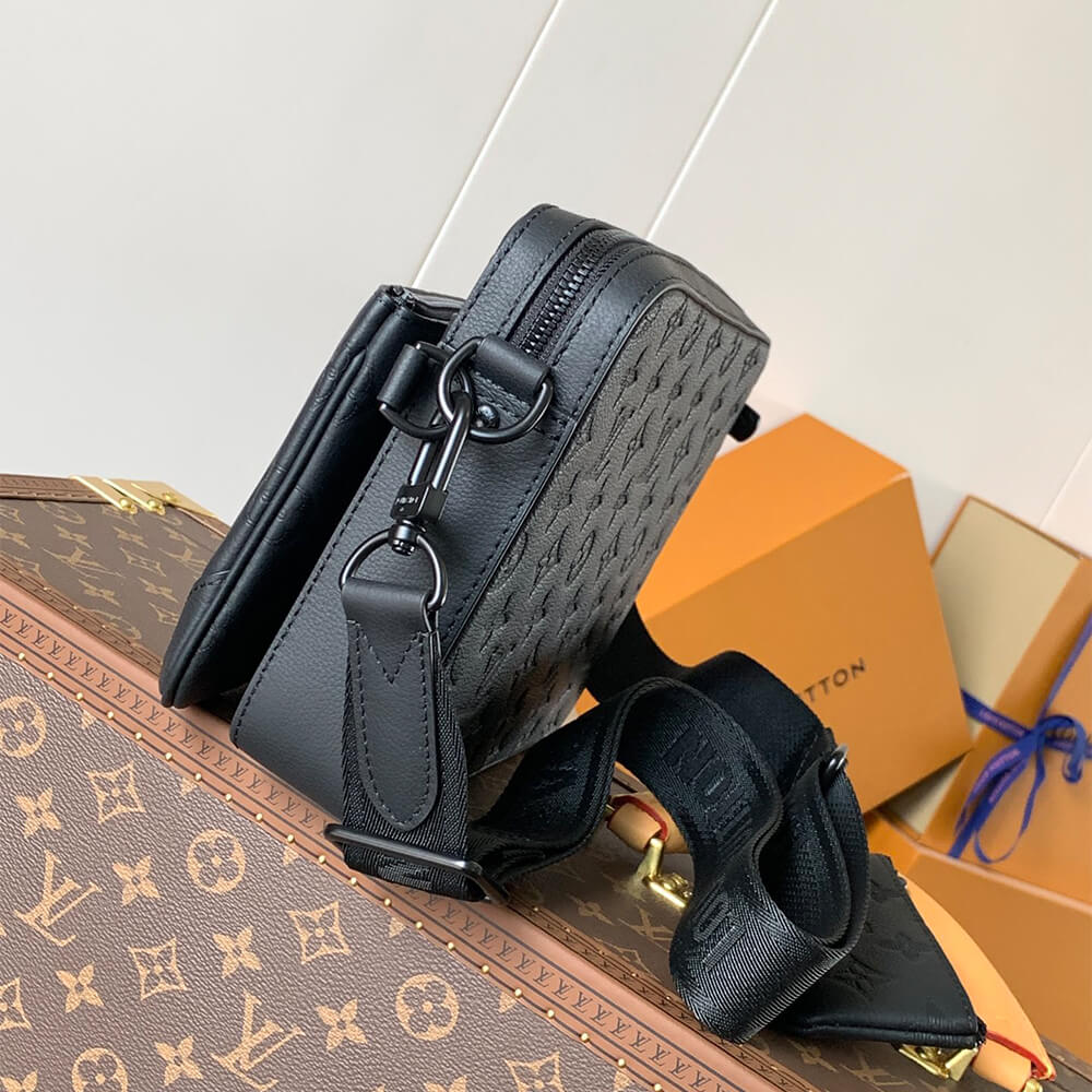 Louis Vuitton Rio Messenger Bag