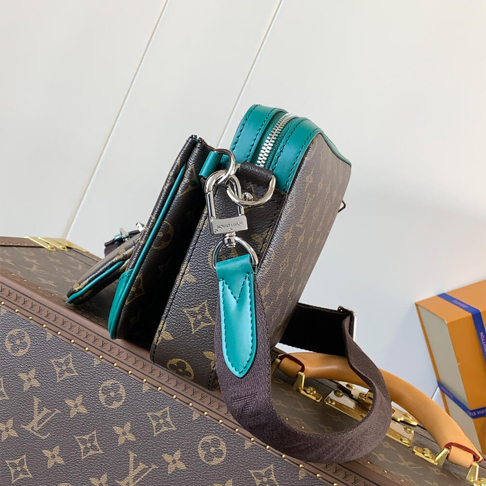 Louis Vuitton Rio Messenger