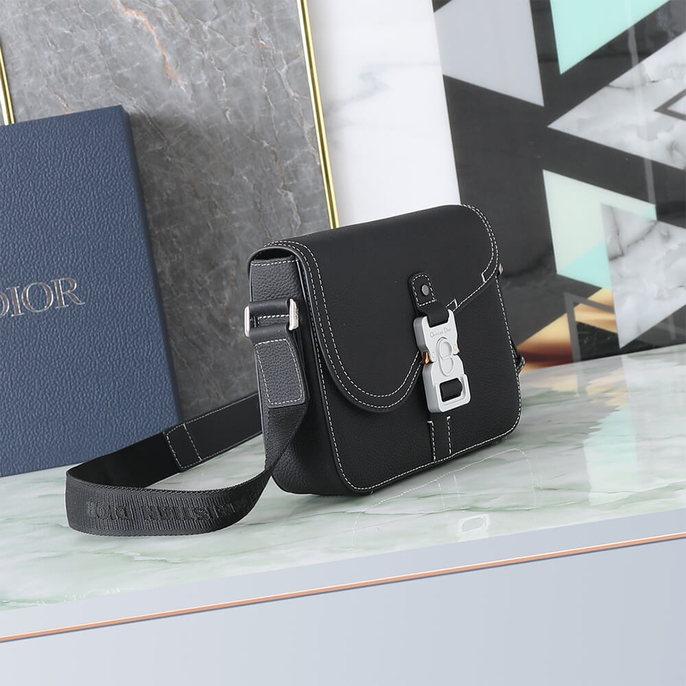 Dior Small Saddle Messenger