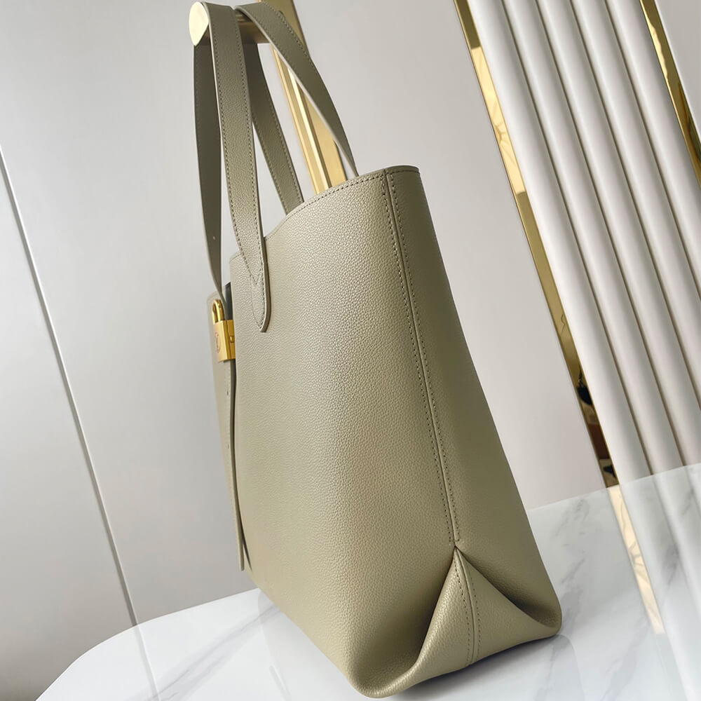 Louis Vuitton Low Key MM