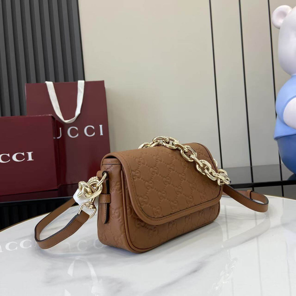 Gucci Emblem Small