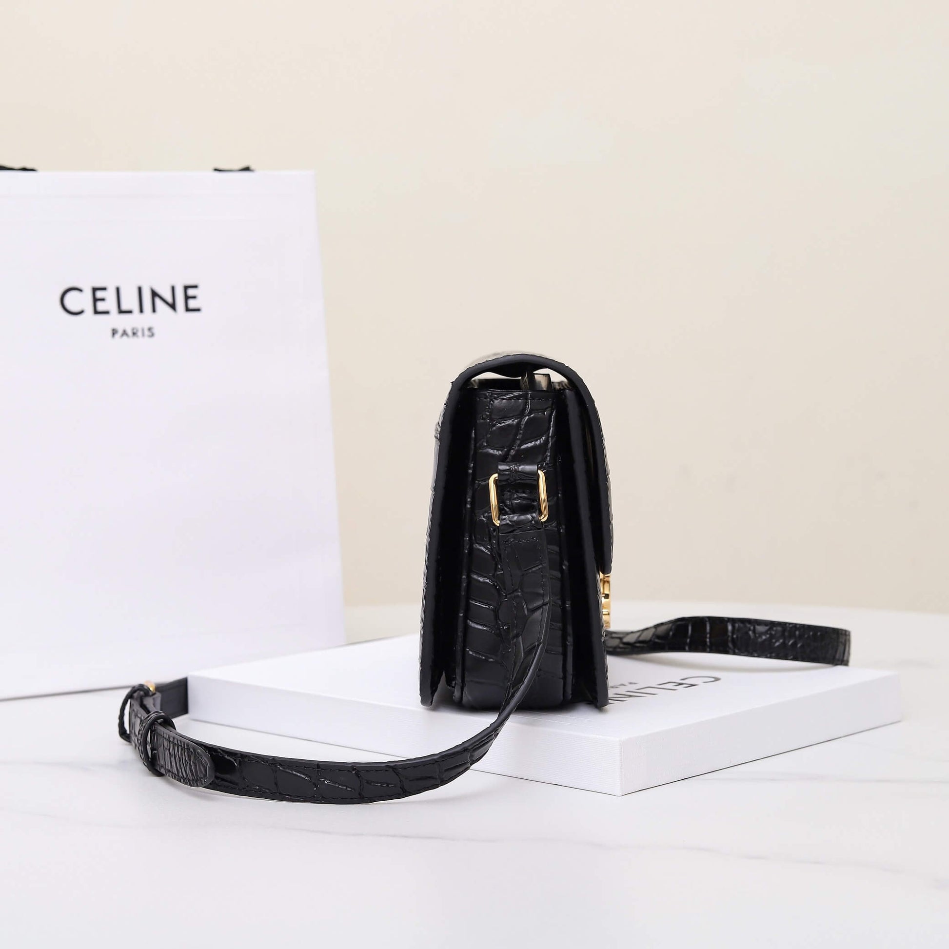 CELINE TEEN TRIOMPHE crocodile pattern handbag(HIGH-END GRADE)