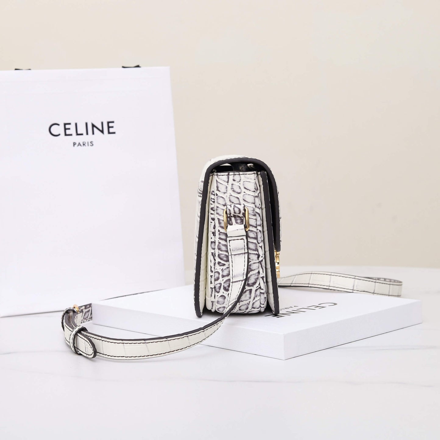 CELINE TEEN TRIOMPHE crocodile pattern handbag(HIGH-END GRADE)