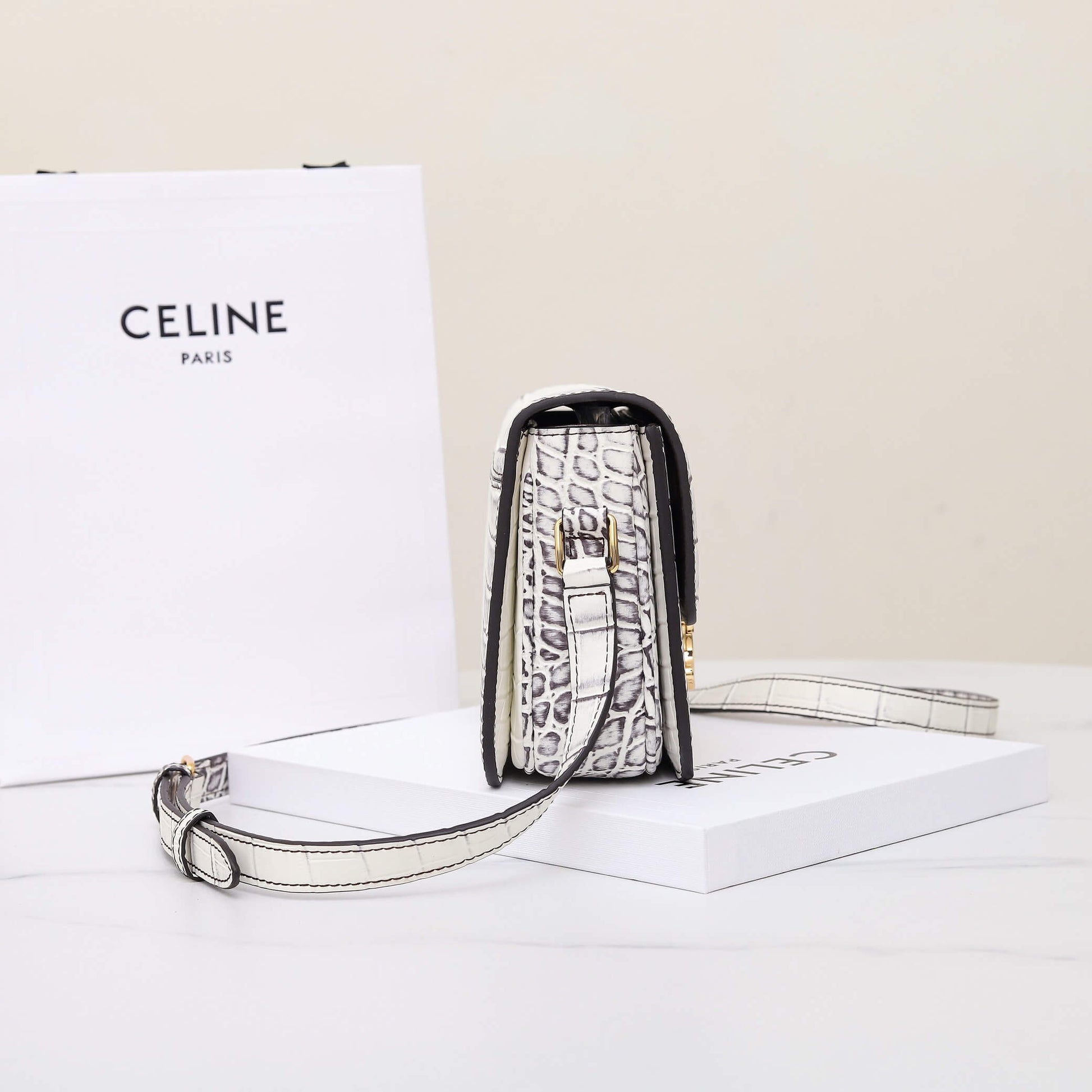 CELINE TEEN TRIOMPHE crocodile pattern handbag(HIGH-END GRADE)