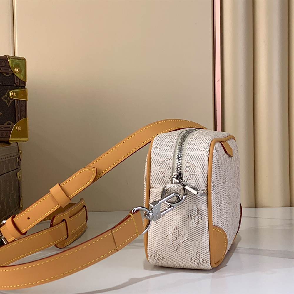 Louis Vuitton Trocadéro Wearable Wallet