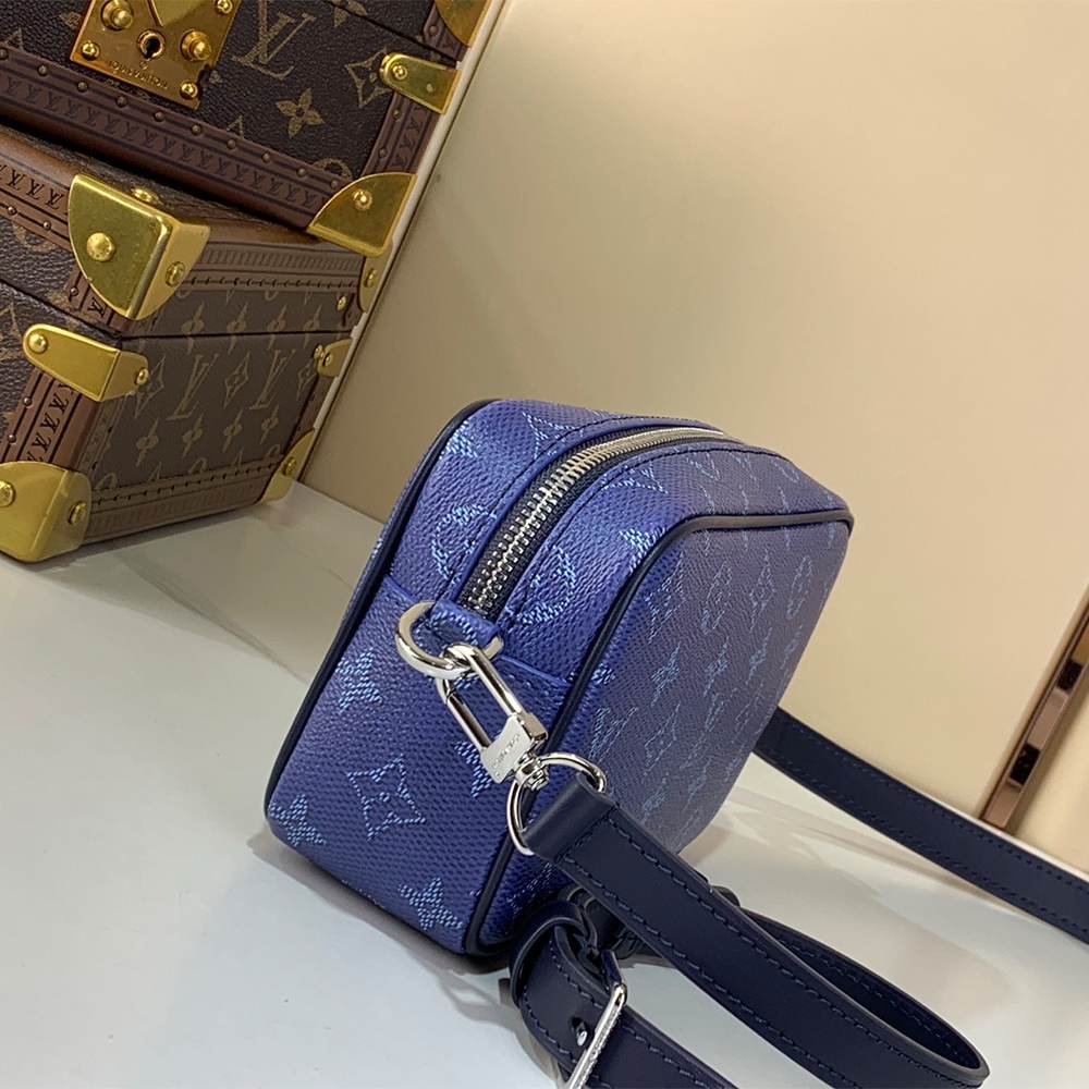 Louis Vuitton Trocadéro Wearable Wallet